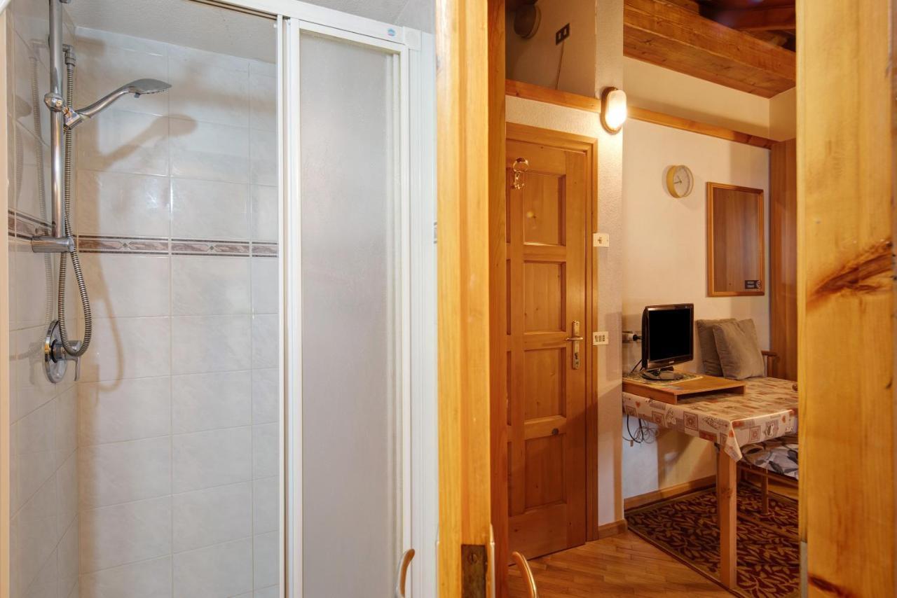 Baita Campacc Vago Apartment Livigno Exterior photo